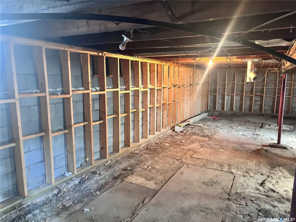 780 Railway Avenue Elbow SK S0H 1J0