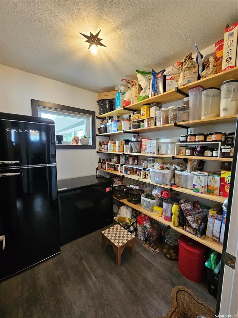 398 5th Avenue E Unity SK S0K 4L0