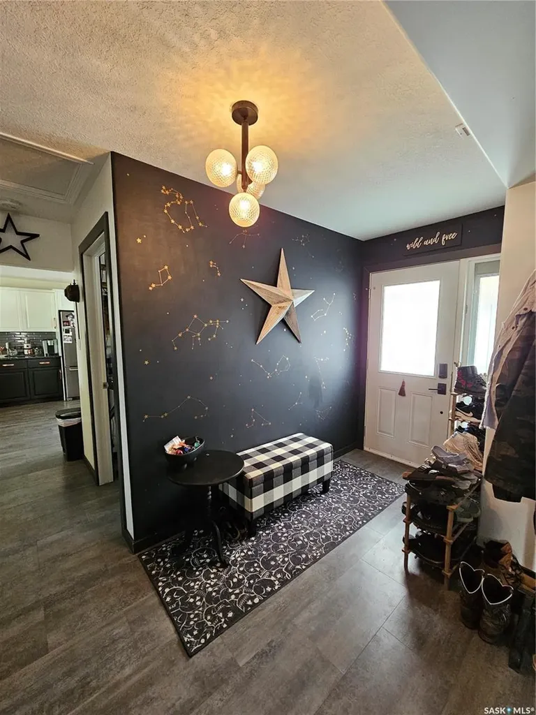 398 5th Avenue E Unity SK S0K 4L0