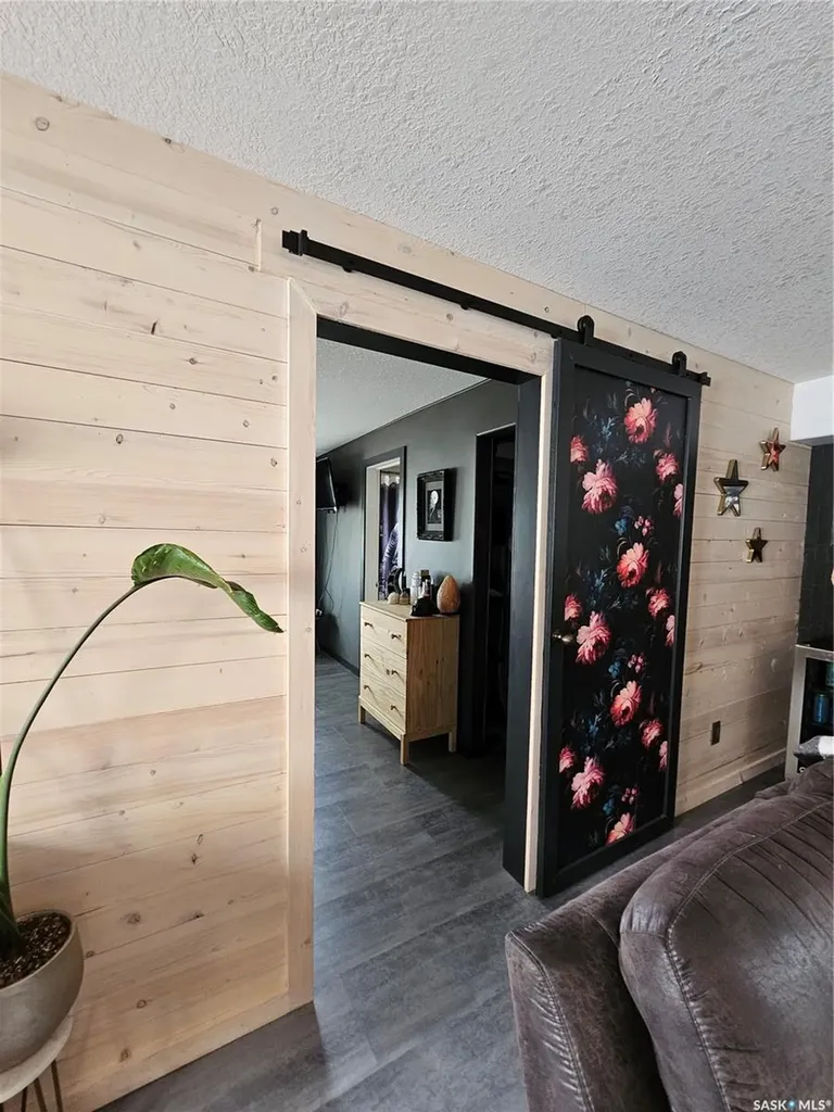 398 5th Avenue E Unity SK S0K 4L0