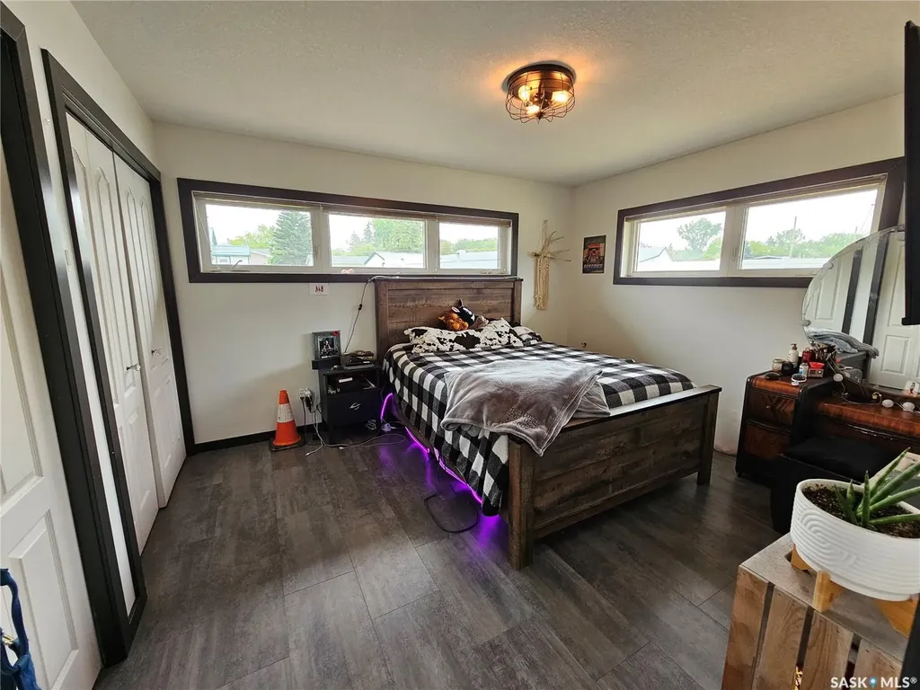 398 5th Avenue E Unity SK S0K 4L0