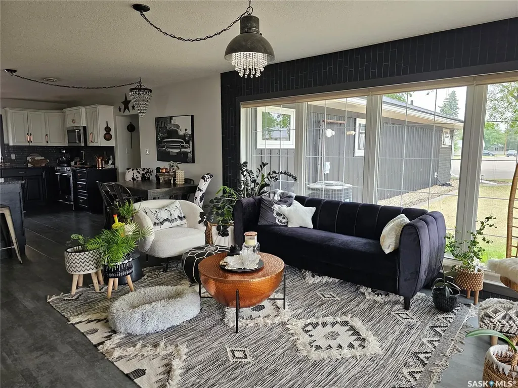 398 5th Avenue E Unity SK S0K 4L0