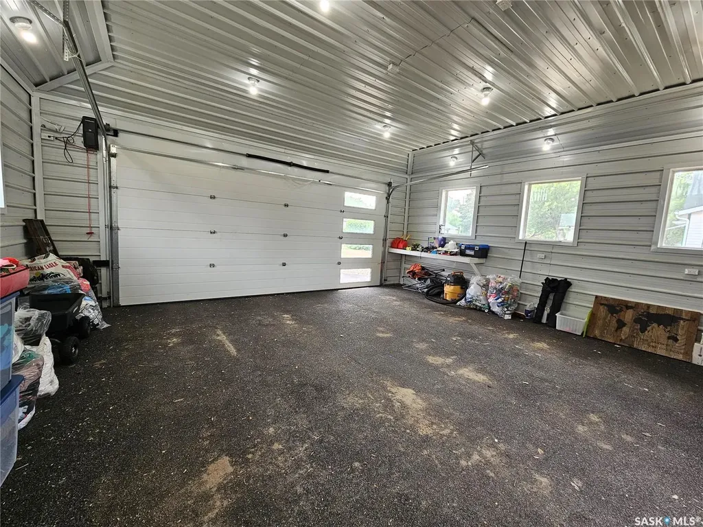 398 5th Avenue E Unity SK S0K 4L0