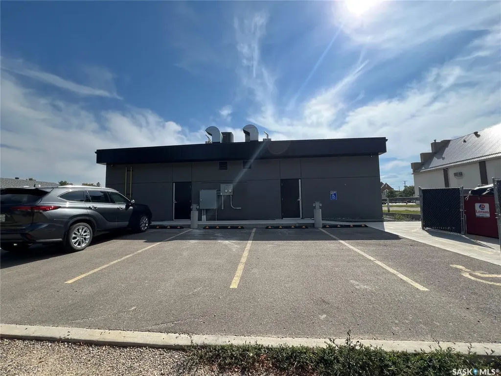 120 10th Street E Prince Albert SK S6V 0Y7