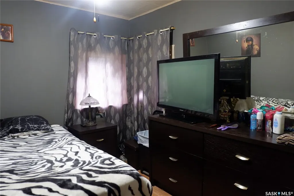 221 7th Avenue W Assiniboia SK S0H 0B0