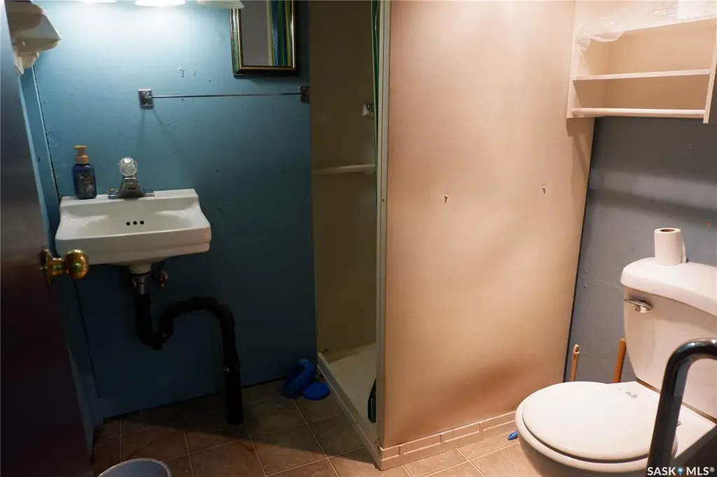 221 7th Avenue W Assiniboia SK S0H 0B0