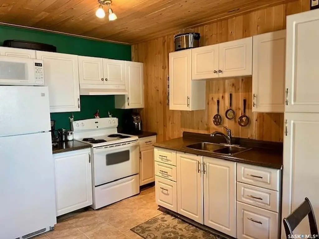 94 Rural Address Lacadena Rm No. 228 SK S0L 1T0