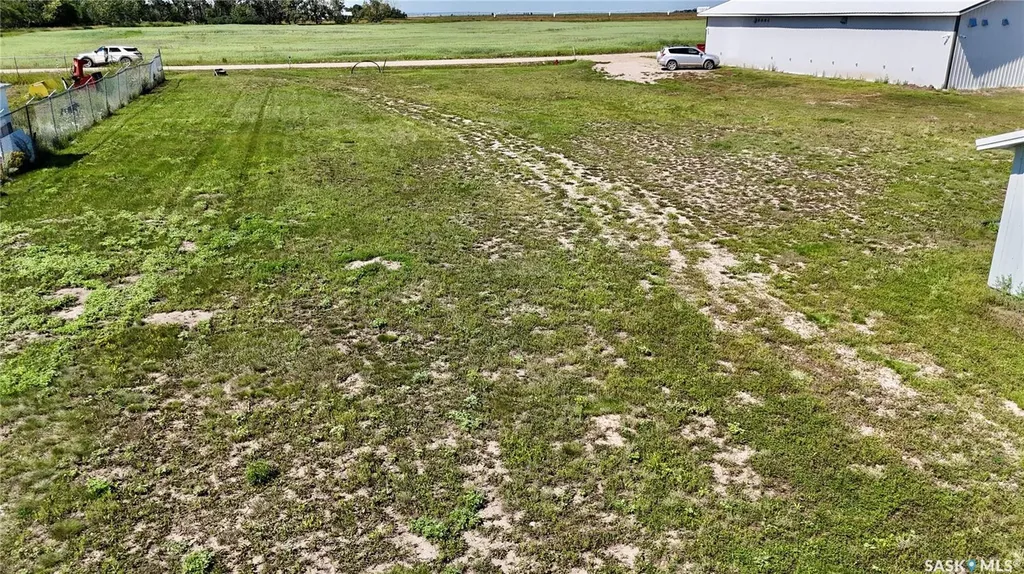 Lot 6 Pfeffer Avenue Elbow SK S0H 1J0