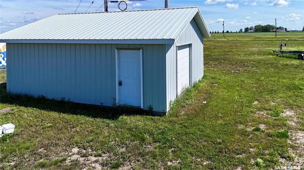 Lot 6 Pfeffer Avenue Elbow SK S0H 1J0