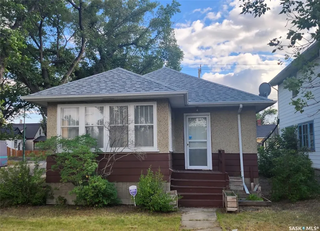 3303 Dewdney Avenue Regina SK S4T 0Y9