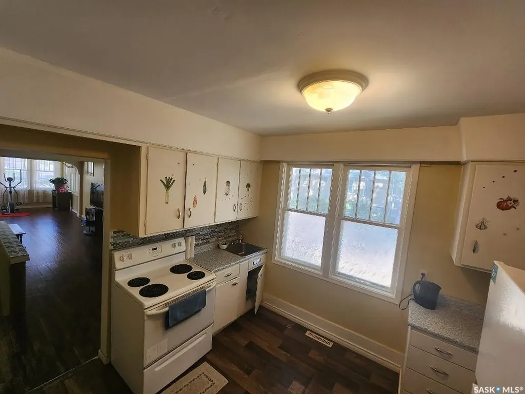 3303 Dewdney Avenue Regina SK S4T 0Y9