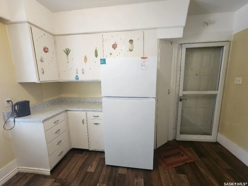3303 Dewdney Avenue Regina SK S4T 0Y9