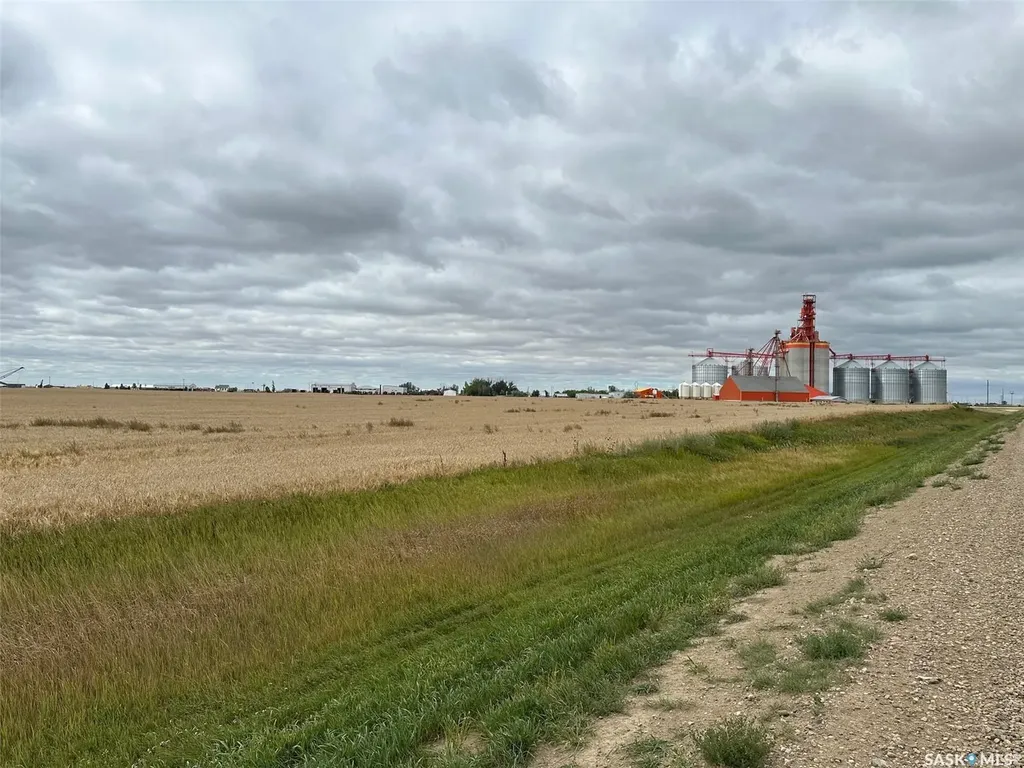 Blk A Sister Roddy Road Estevan SK S4A 2K9