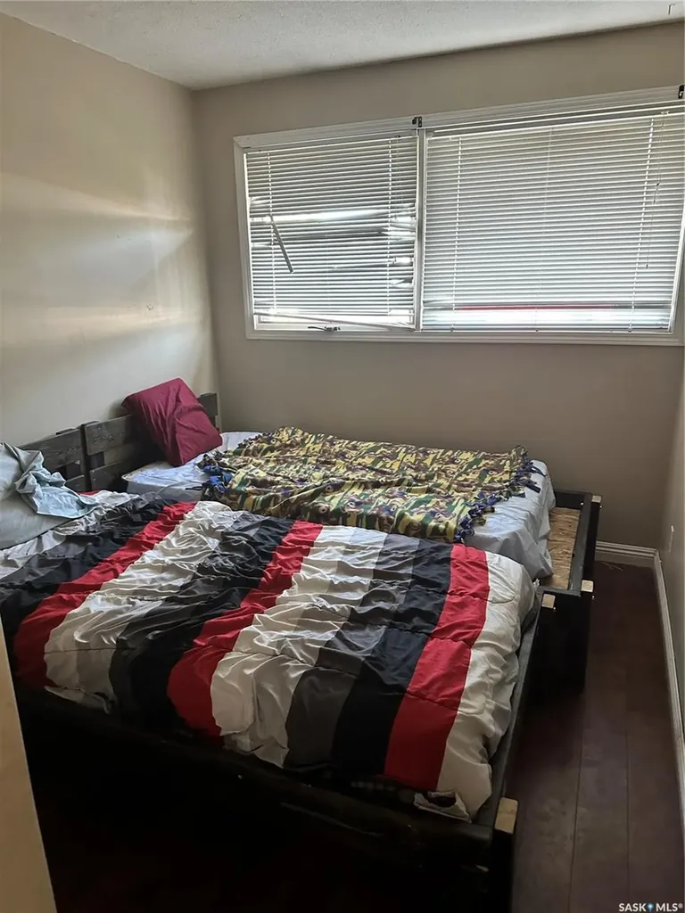 216 1st Street W Carnduff SK S0C 0S0