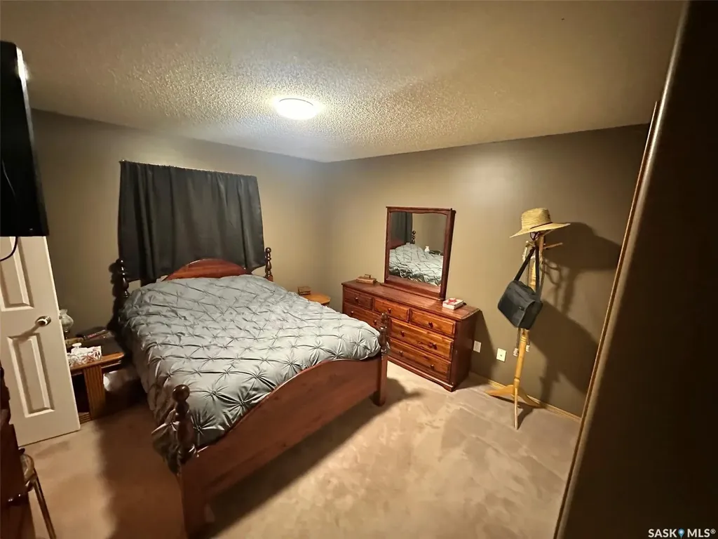 536 5th Avenue Hudson Bay SK S0E 0E0