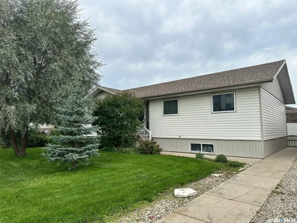 536 5th Avenue Hudson Bay SK S0E 0E0