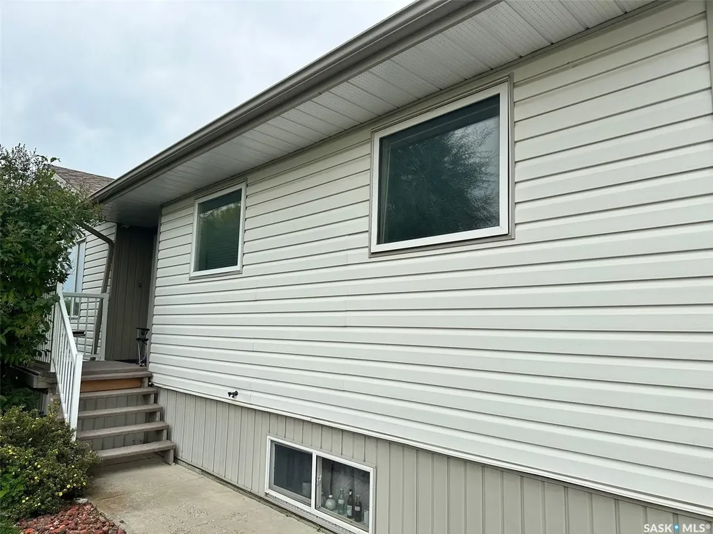 536 5th Avenue Hudson Bay SK S0E 0E0