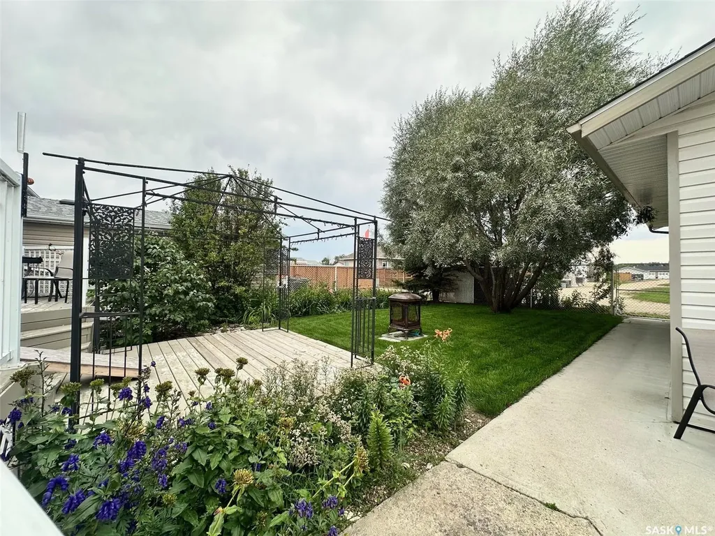 536 5th Avenue Hudson Bay SK S0E 0E0