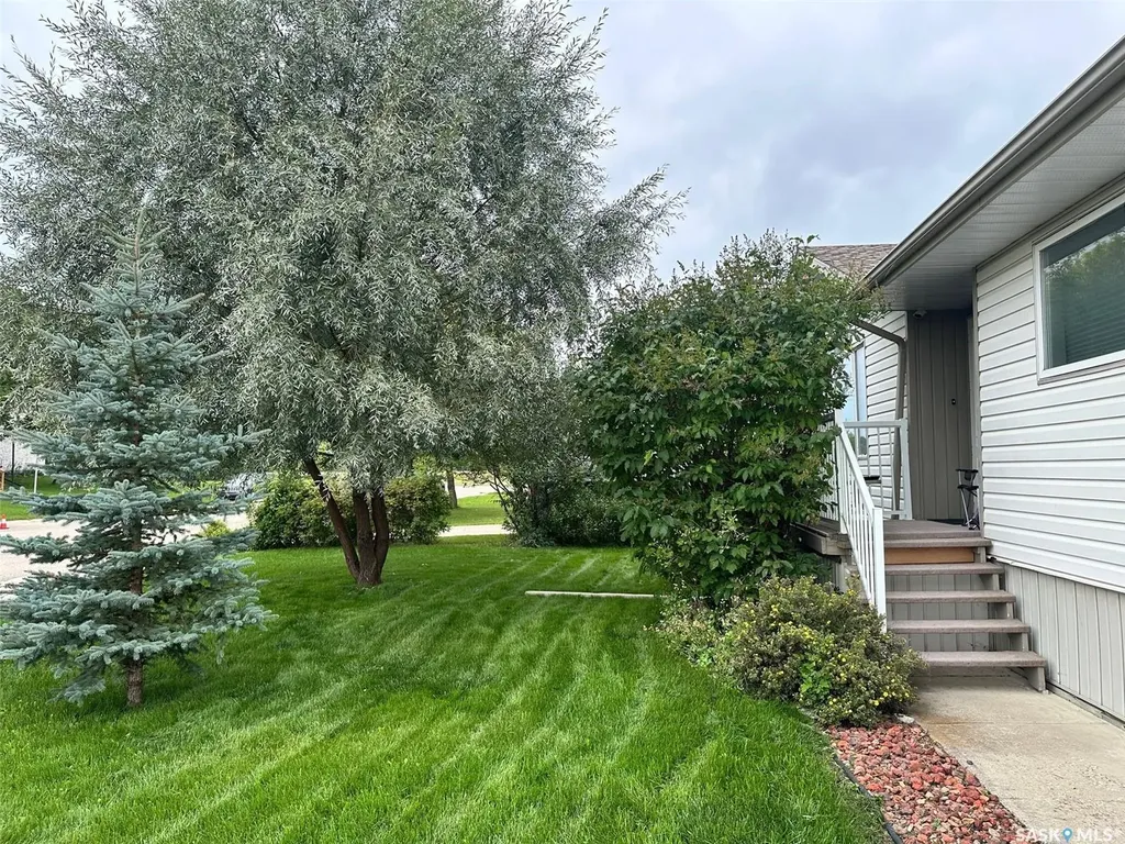 536 5th Avenue Hudson Bay SK S0E 0E0