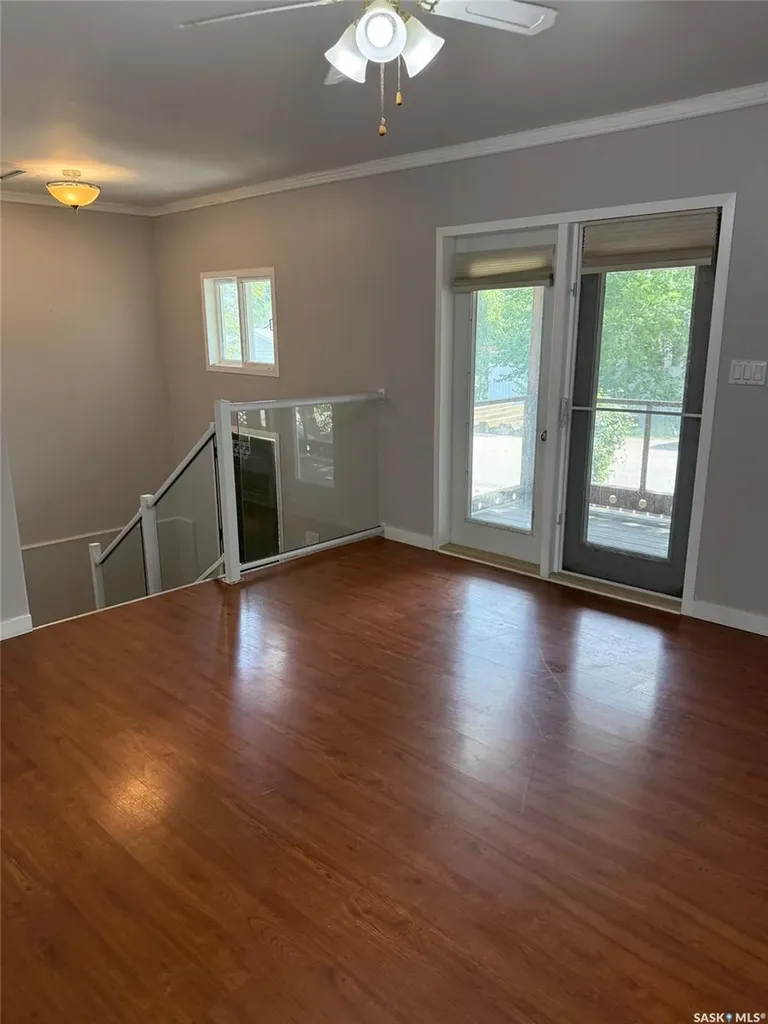 992 Terry Street Cochin SK S0M 0L0