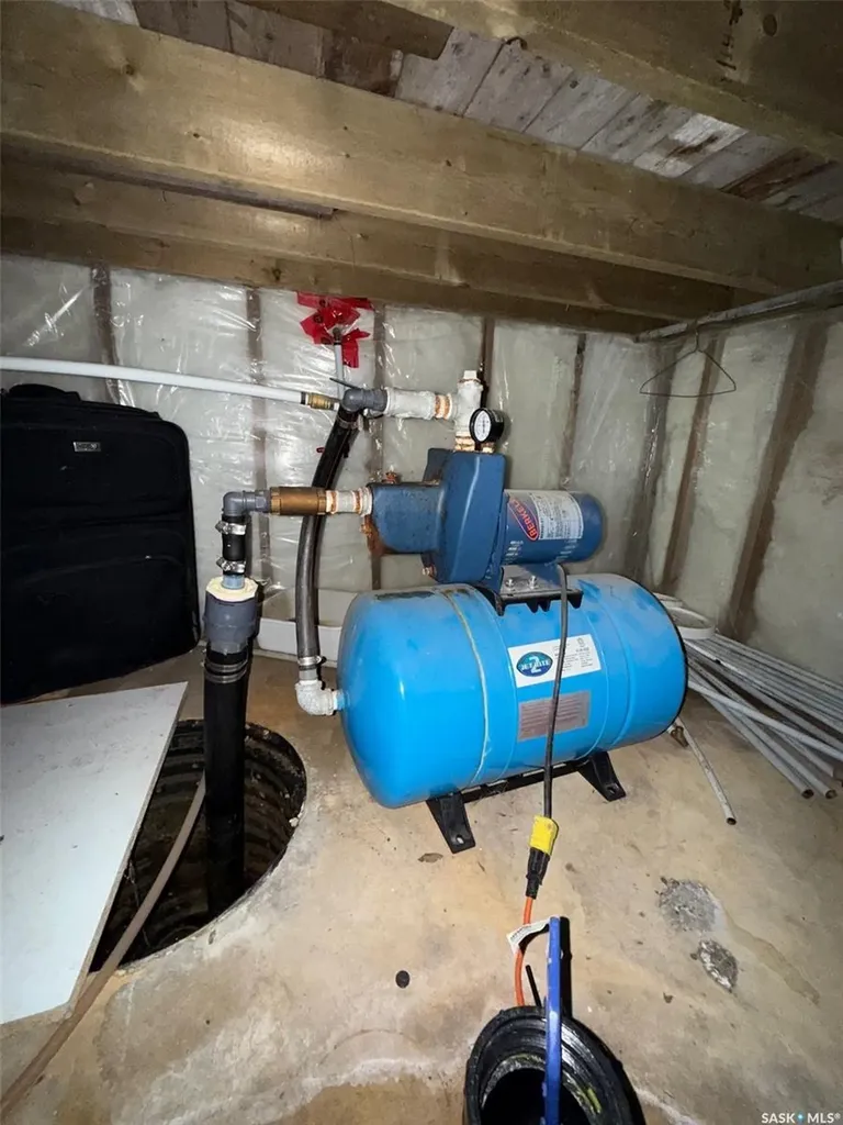 992 Terry Street Cochin SK S0M 0L0