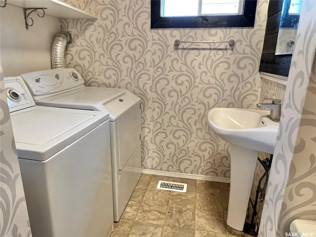 211 2nd Avenue S Melfort SK S0E 1A0
