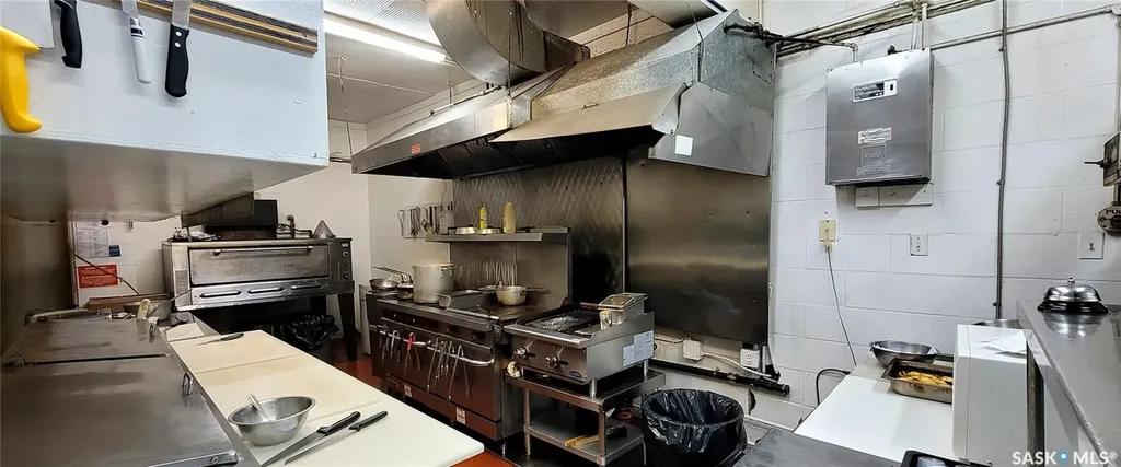 902 Main Street Biggar SK S0K 0M0