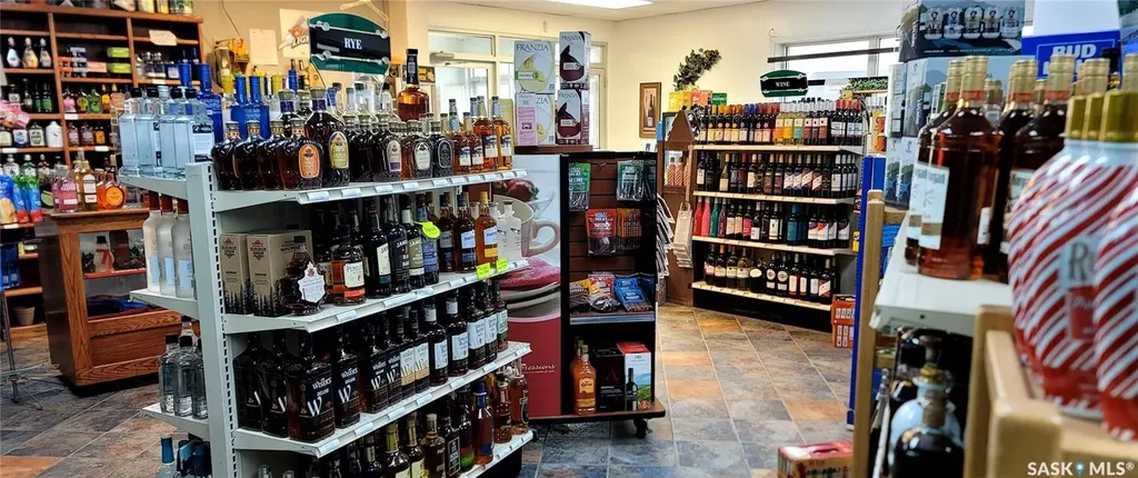 902 Main Street Biggar SK S0K 0M0
