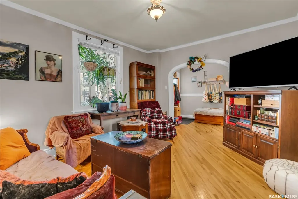 2152 Rae Street Regina SK S4T 2E7
