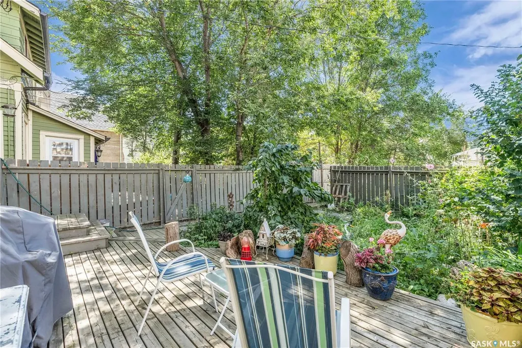 2152 Rae Street Regina SK S4T 2E7
