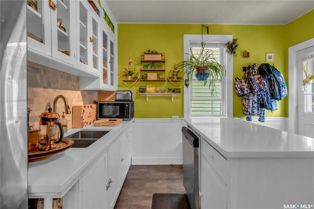 2152 Rae Street Regina SK S4T 2E7