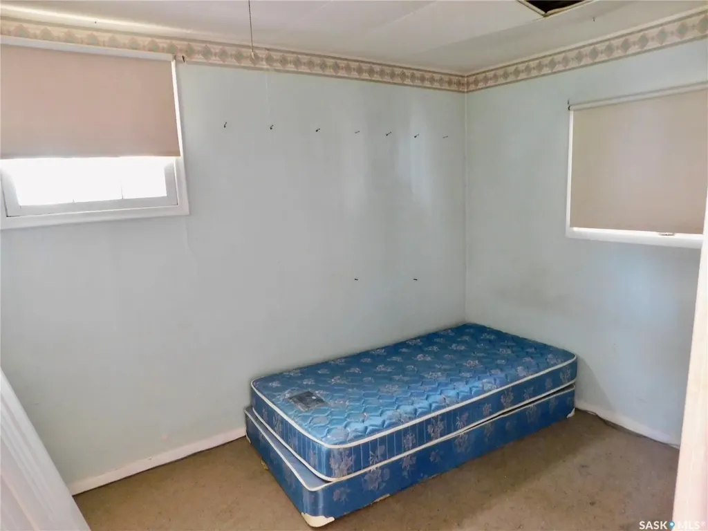 410 6th Avenue E Assiniboia SK S0H 0B0