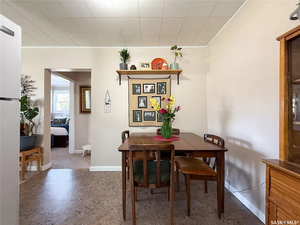 114 1st Street W Frontier SK S0N 0W0