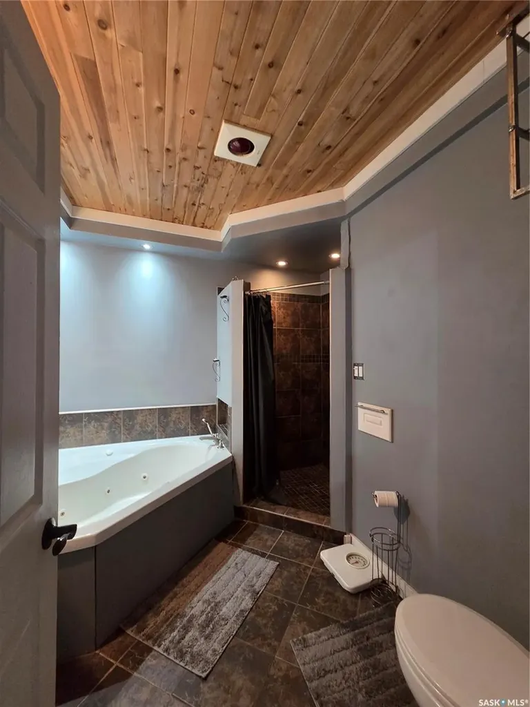 2011 Main Street Edam SK S0M 0V0