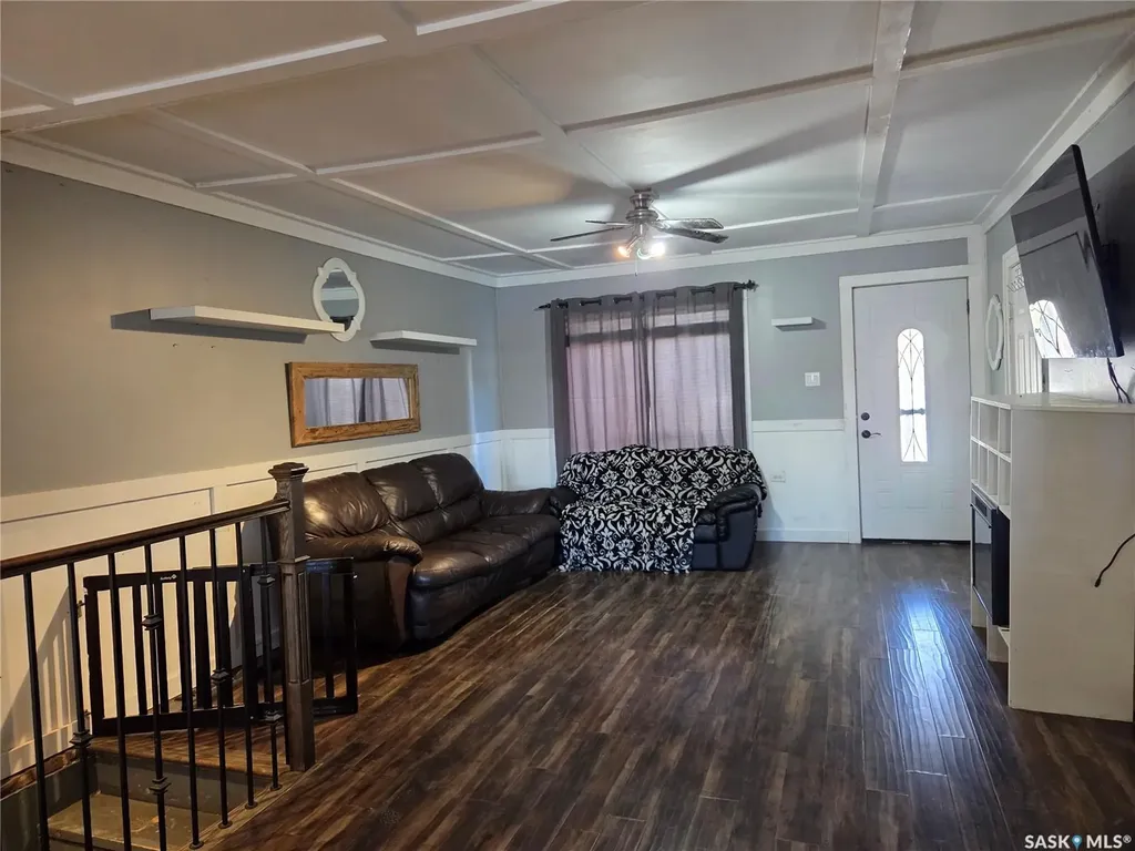 2011 Main Street Edam SK S0M 0V0