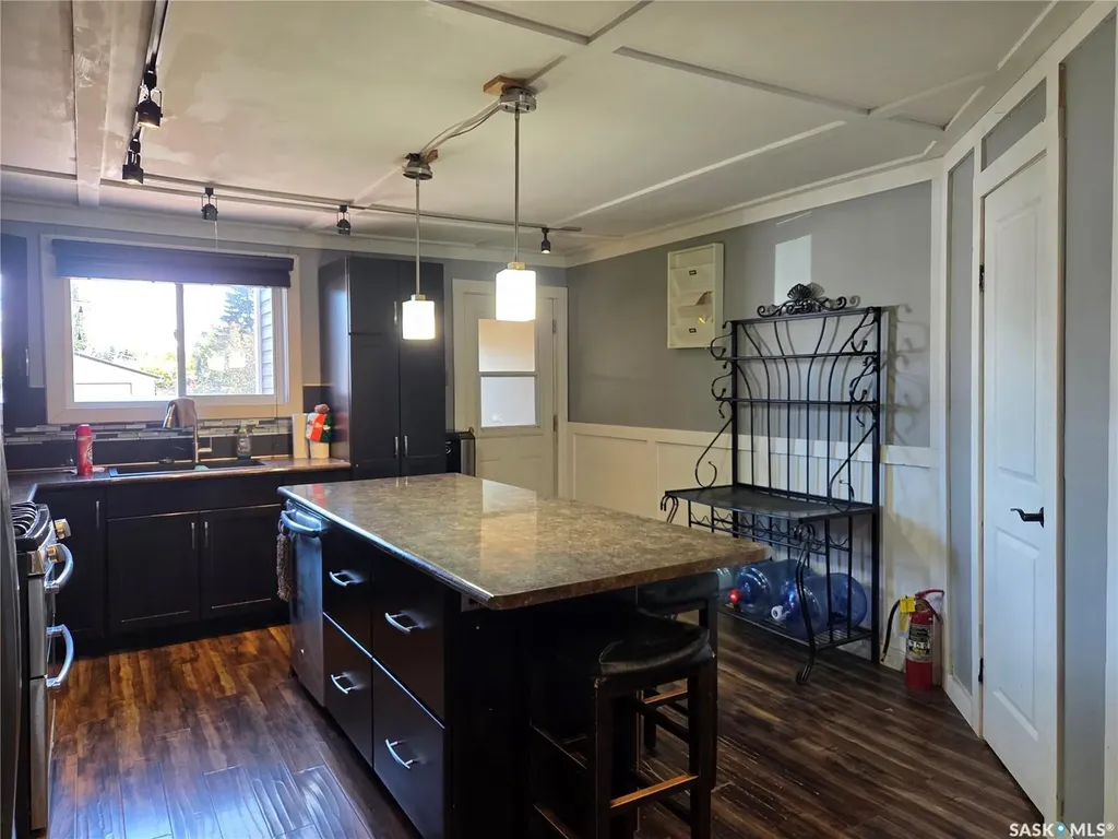 2011 Main Street Edam SK S0M 0V0