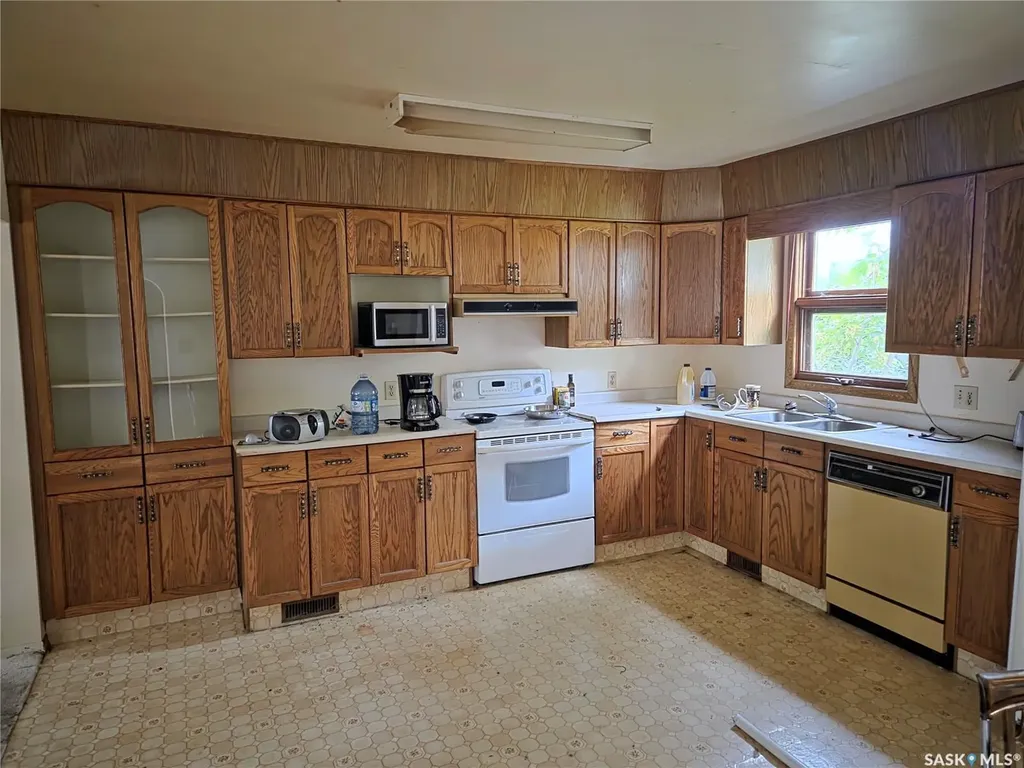 227 Main Street Hazenmore SK S0N 1C0