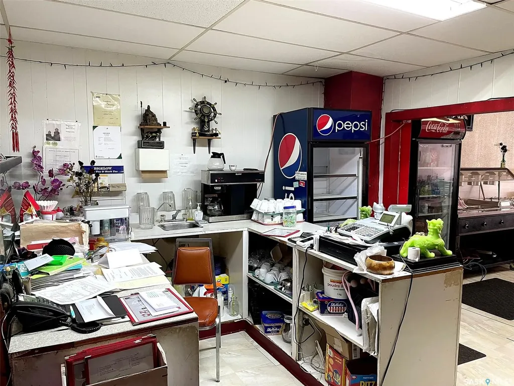 407 Main Street Gravelbourg SK S0H 1X0