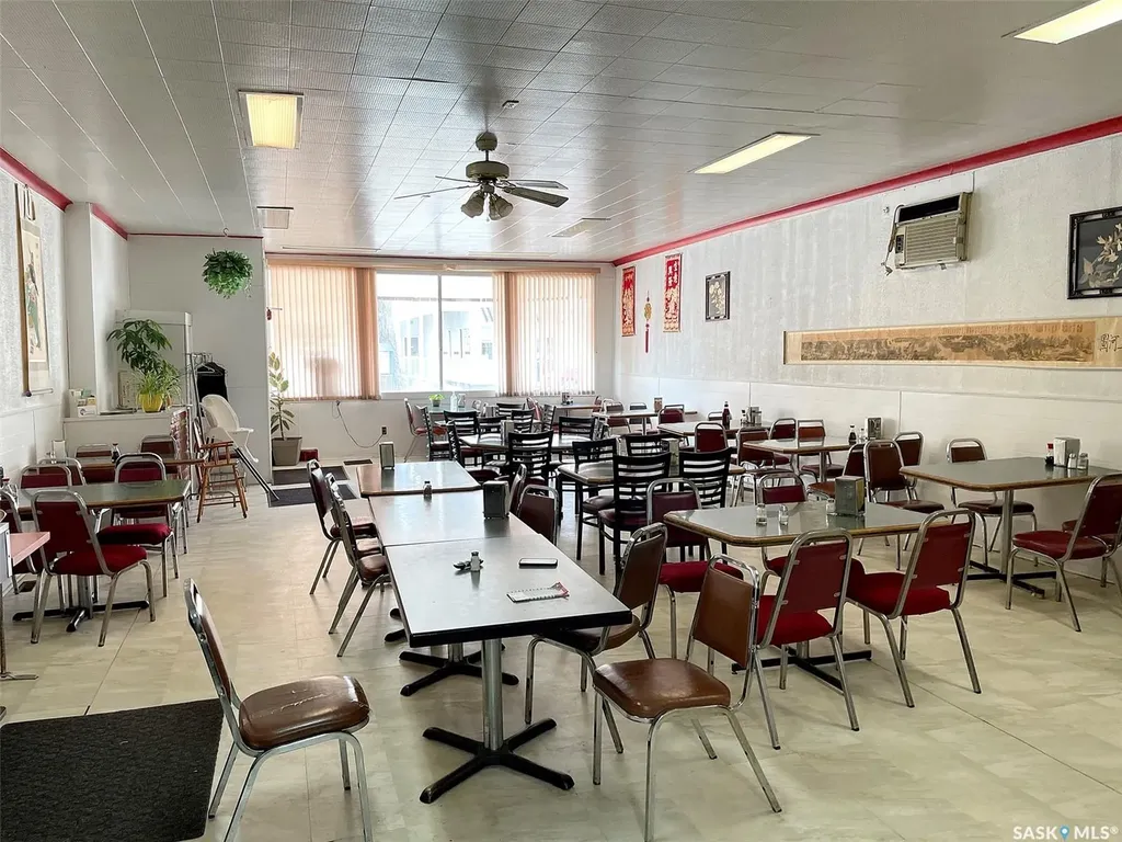 407 Main Street Gravelbourg SK S0H 1X0