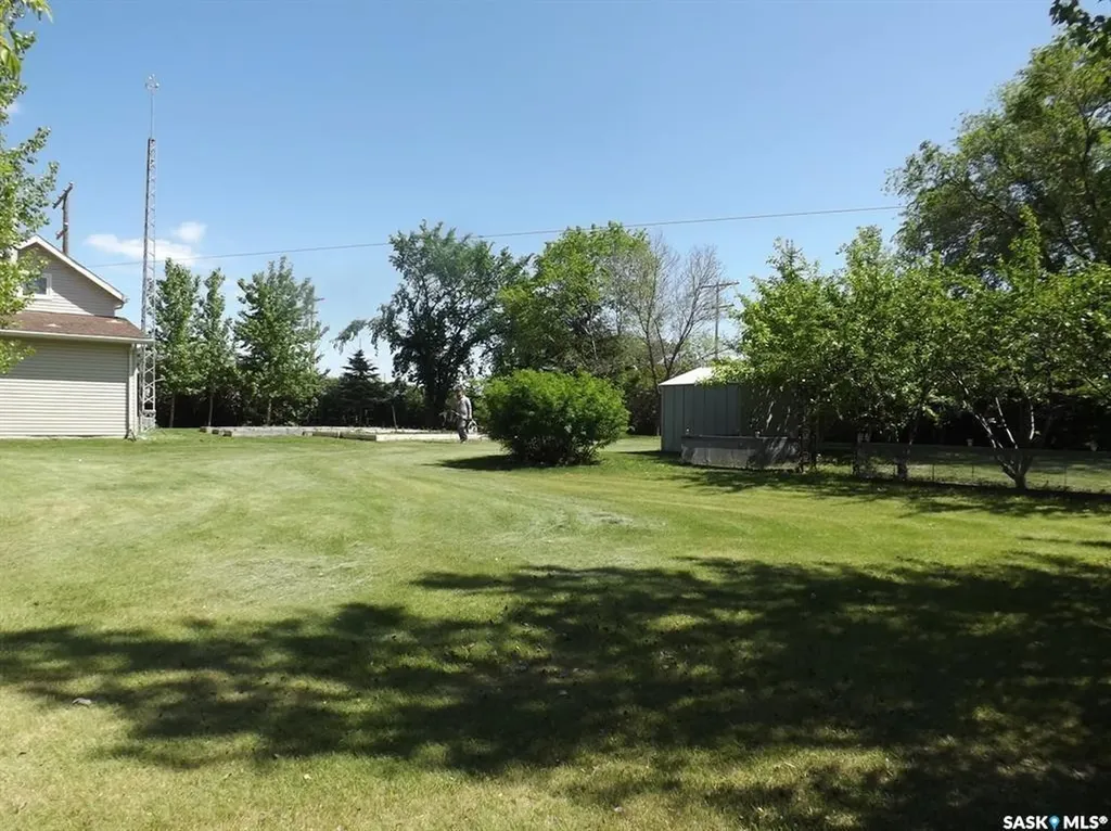 713 Beharrel Street Oxbow SK S0C 2B0