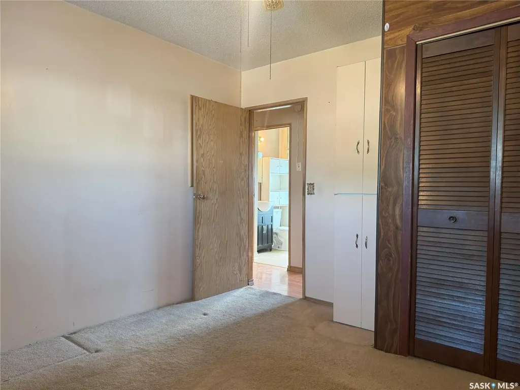 209 Francis Street Francis SK S0G 1V0