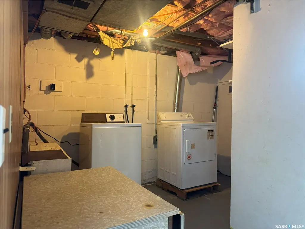 209 Francis Street Francis SK S0G 1V0