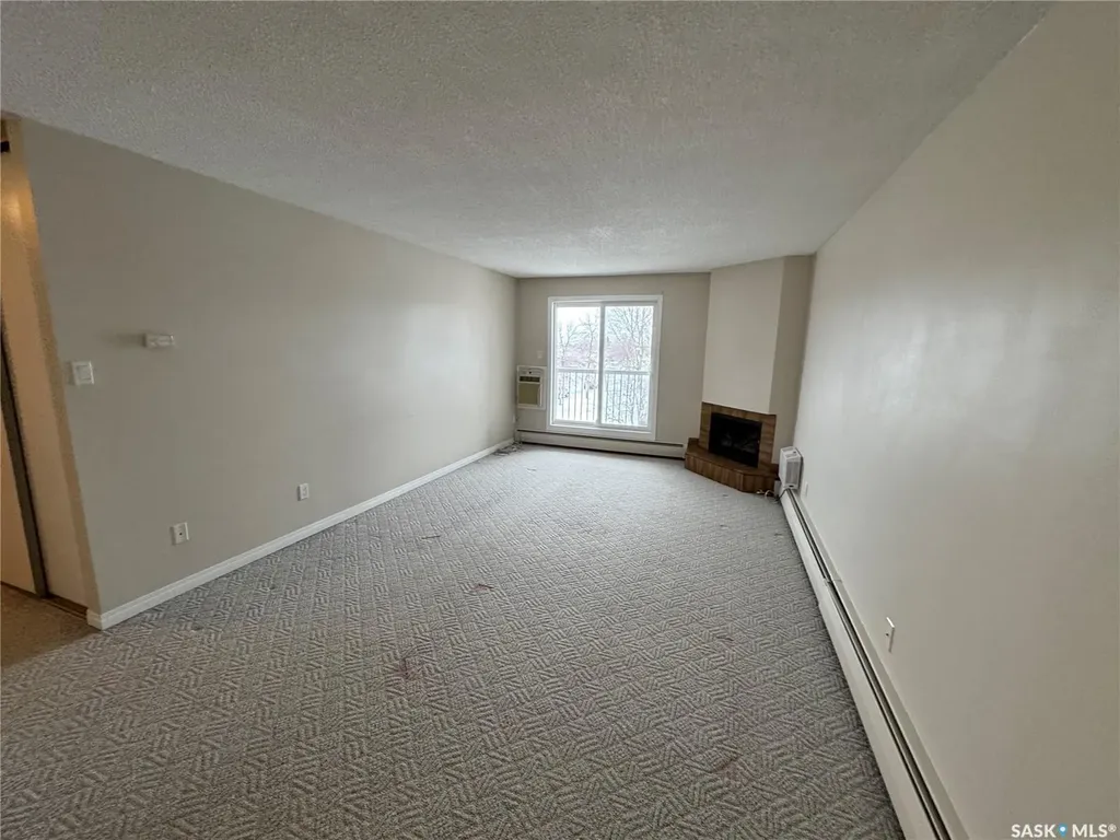 1808 Eaglesham Avenue Weyburn SK S4H 3A8