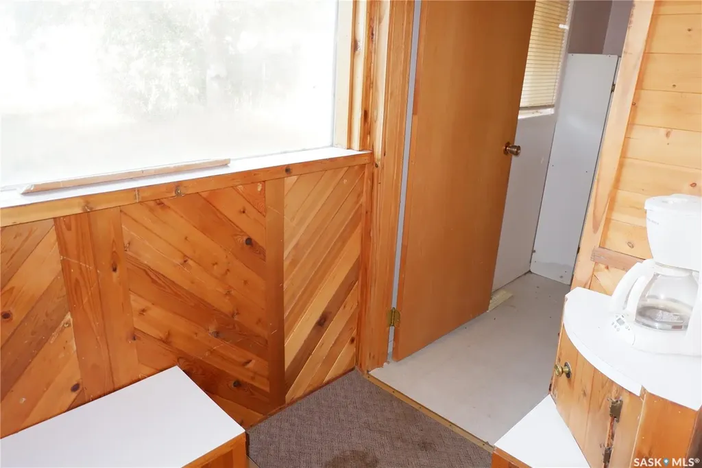 113 2nd Avenue W Mossbank SK S0H 3G0