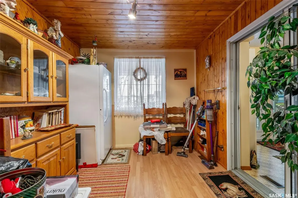 100 Bartlett Avenue Kinistino SK S0J 0H1