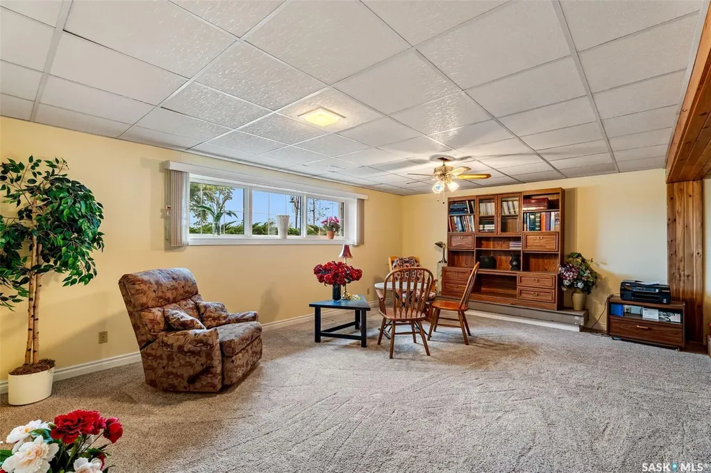 100 Bartlett Avenue Kinistino SK S0J 0H1