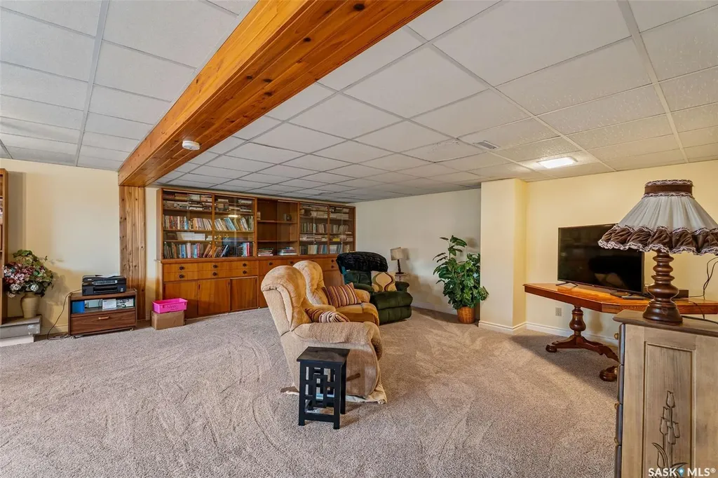 100 Bartlett Avenue Kinistino SK S0J 0H1