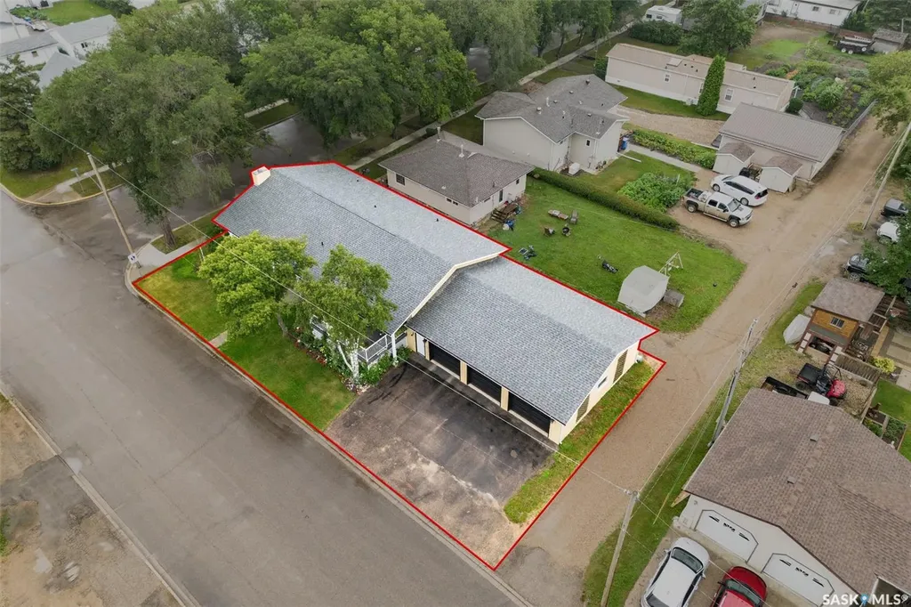 100 Bartlett Avenue Kinistino SK S0J 0H1