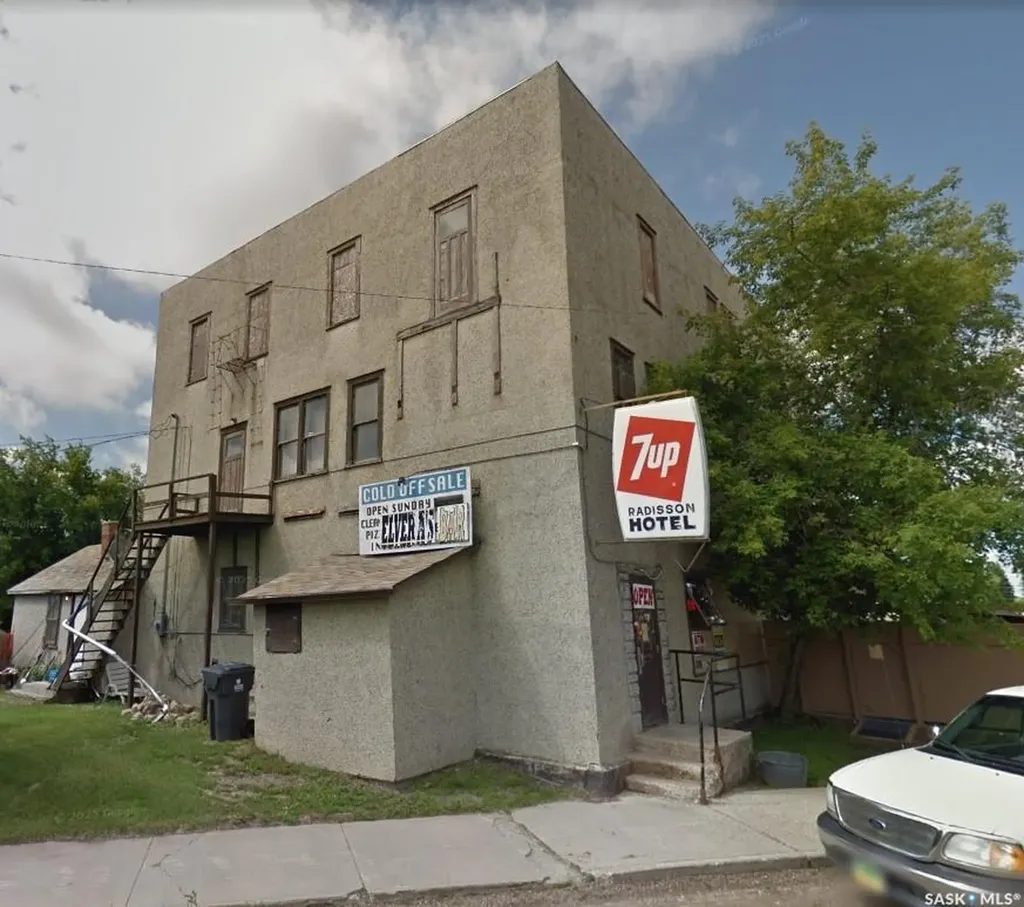 300 Albert Street Radisson SK S0K 3L0