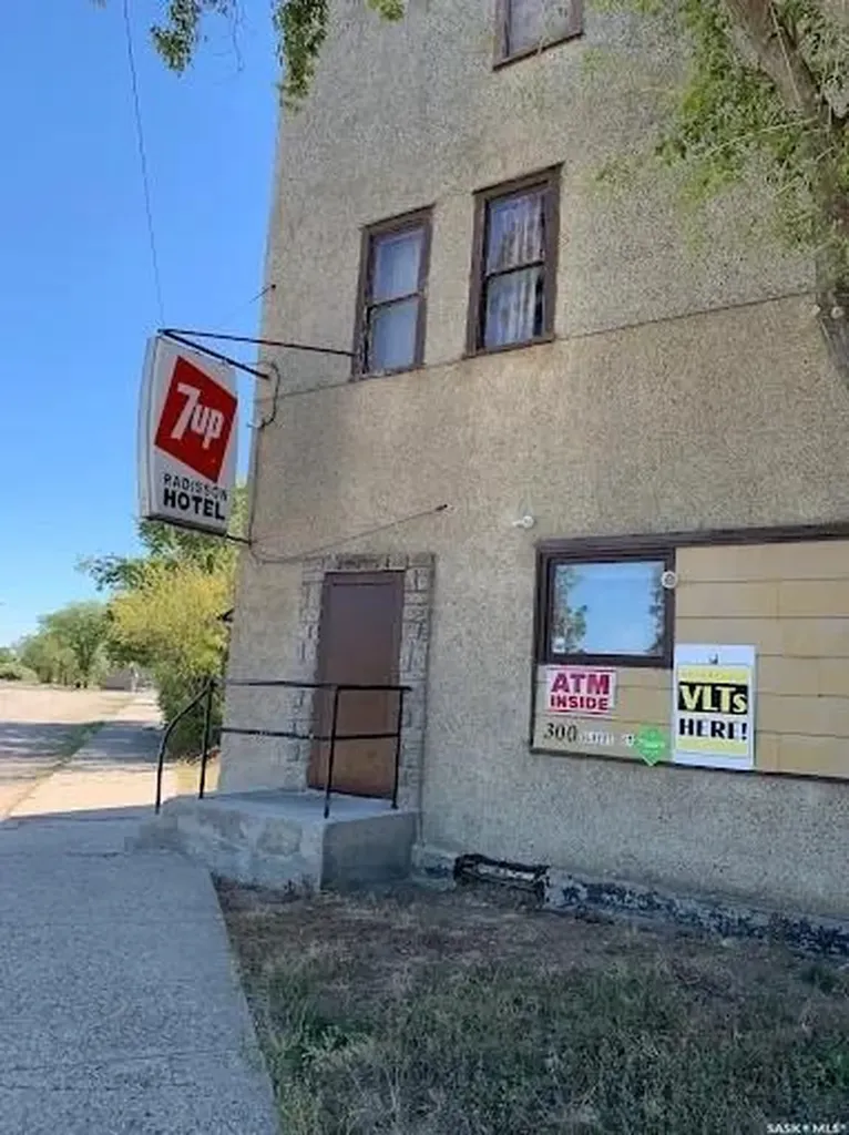 300 Albert Street Radisson SK S0K 3L0